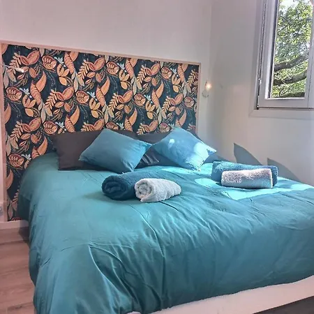 シャレー Les De L'isle Jourdain