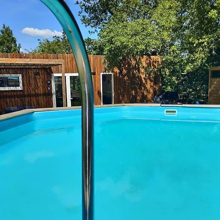 Les De L'isle Jourdain Horská chata *