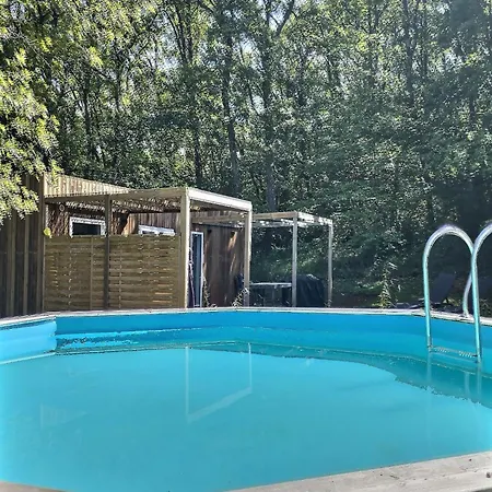 Chalet Les De L'isle Jourdain