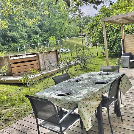 Horská chata Les De L'isle Jourdain Pujaudran